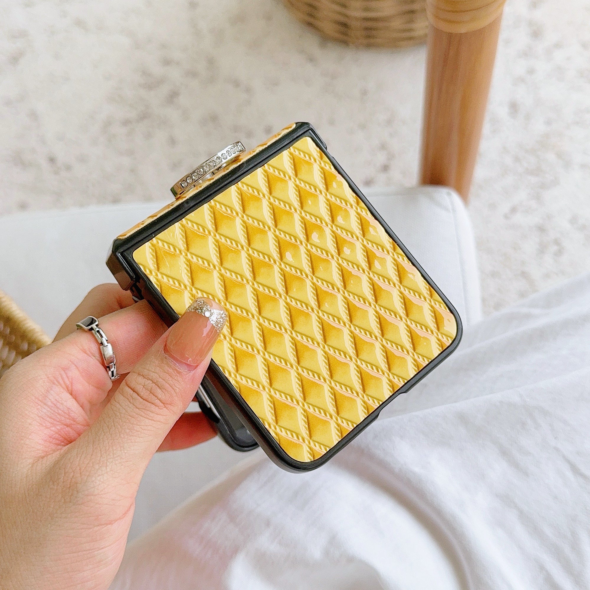 For Samsung Galaxy Z Flip6 5G Rhombus Imprinted PU Leather Coated PC Phone Cover with Ring Kickstand - Yellow For Samsung Galaxy Z Flip6 5G Rhombus Imprinted PU Leather Coated PC Phone Cover with Ring Kickstand - Yellow